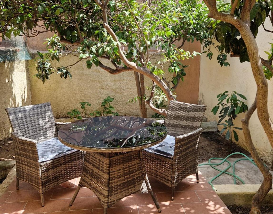 La Maddalena Holiday Home Exterior photo
